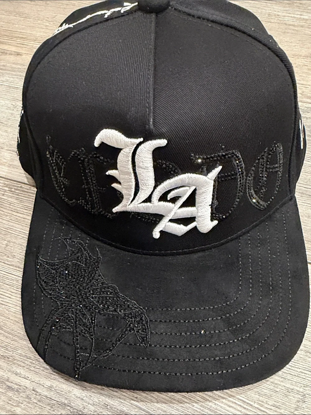 N/A stylish black